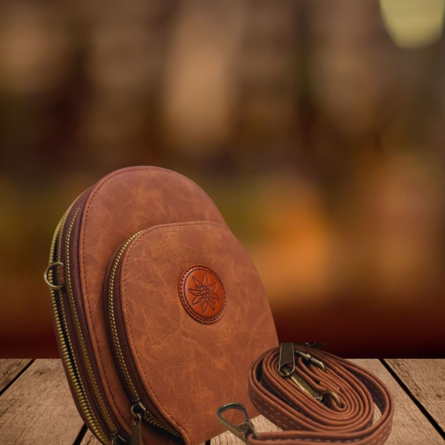 Hover image for Kunstledertasche "Edelweiß"